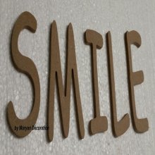 Dekorativer Holzbuchstabe SMILE